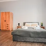Anders Apartment