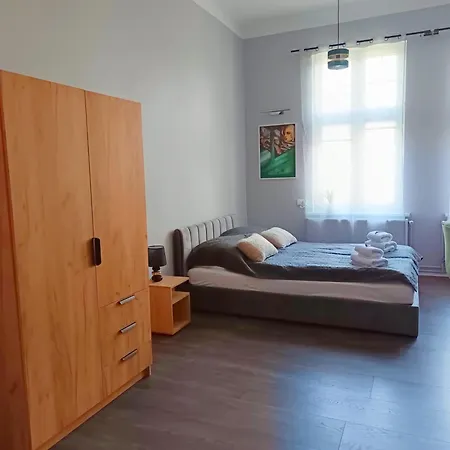 Anders Apartment *